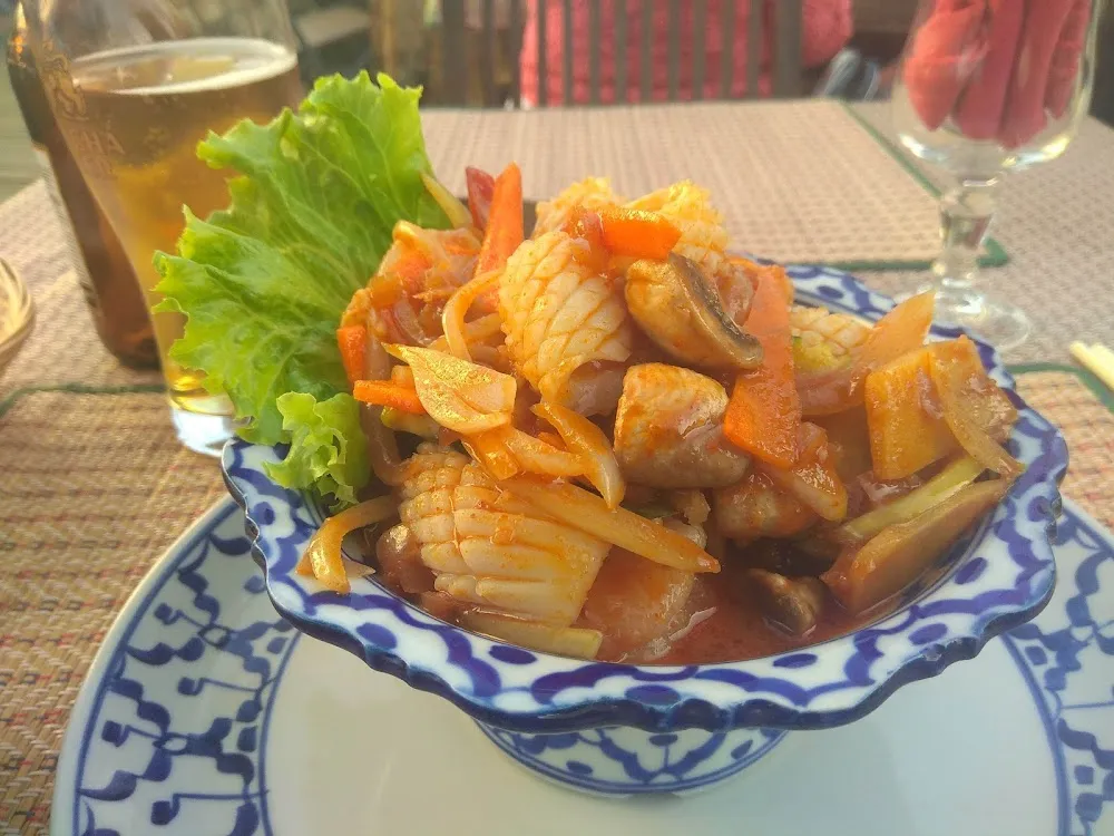 Crevettes Et Seiche Au Basilic Thaï